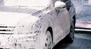 Caramba lässt die Autowäsche schäumen