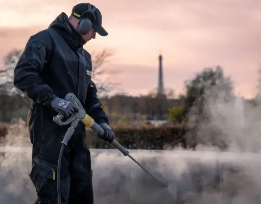 Reinigung im Herzen von Paris