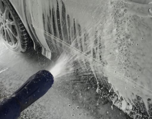 Waschanlage durch unsachgemäße Entsorgung beschädigt Archivfoto carwashinfo