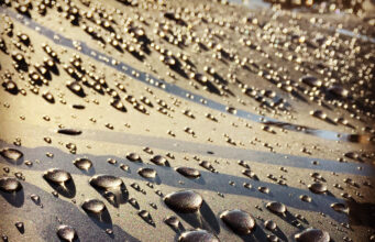 DEKRA-Zertifizierung für ressourcenschonende Autowäsche